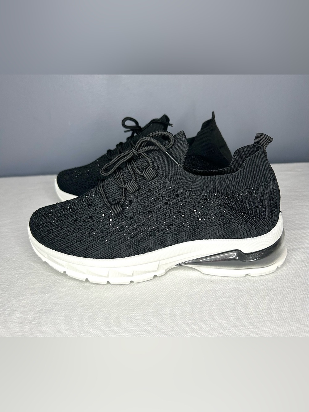 Azalea Wang Mackie Shoes Womens 8 Black Knit Rhinestone Comfort Walking Sneakers